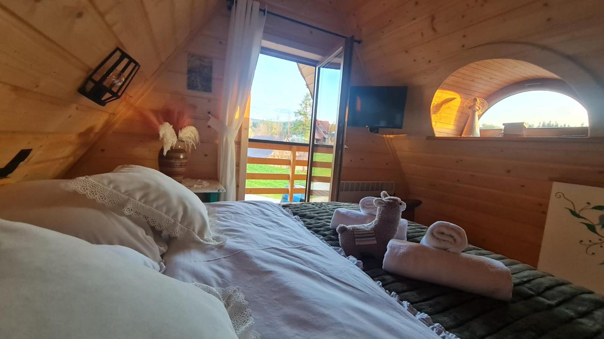 Malowany Domek W Gorach Ciche  Exteriér fotografie