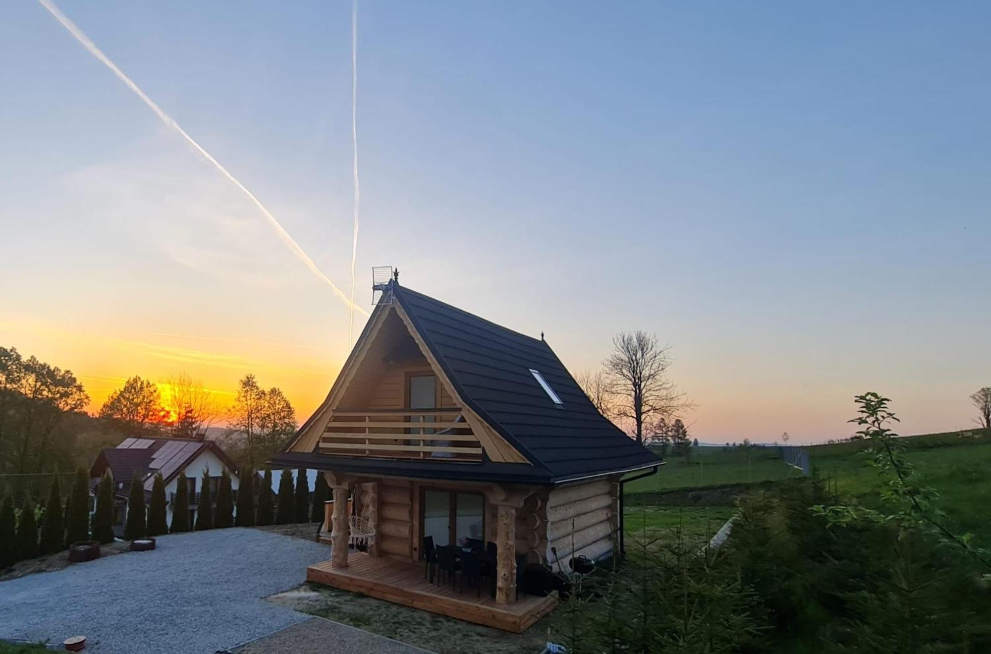 Malowany Domek W Gorach Ciche  Exteriér fotografie