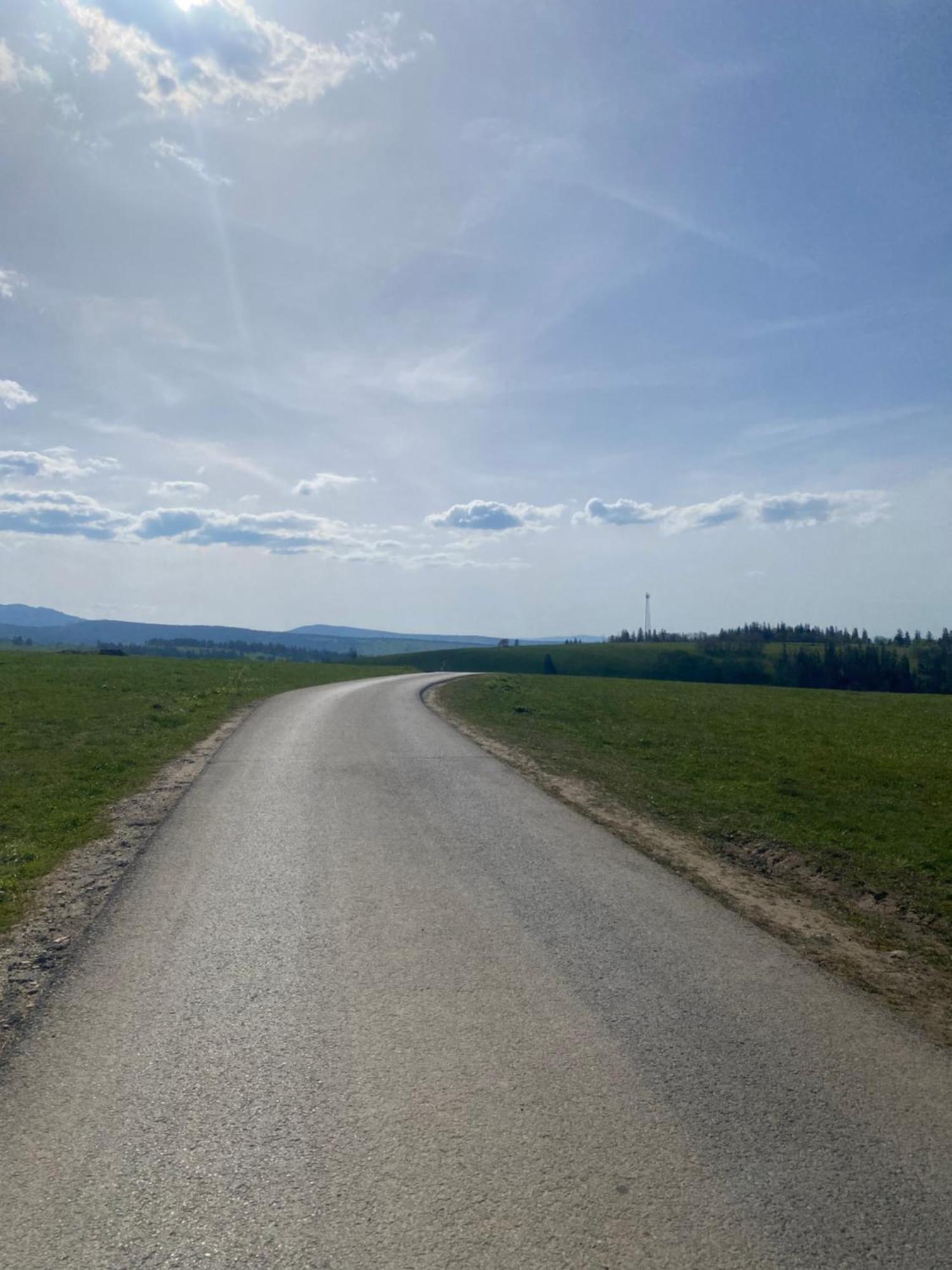 Malowany Domek W Gorach Ciche  Exteriér fotografie