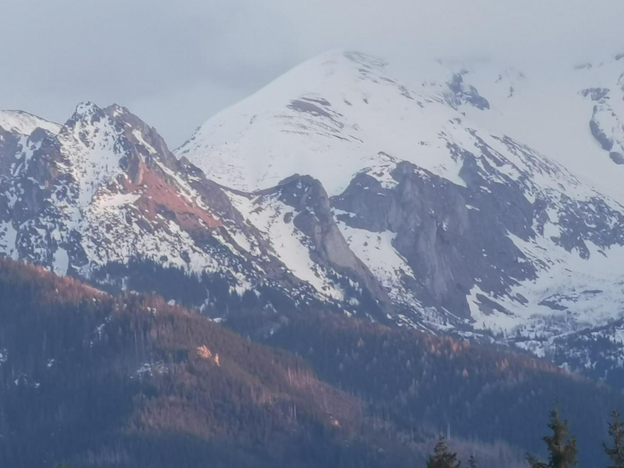 Malowany Domek W Gorach Ciche  Exteriér fotografie