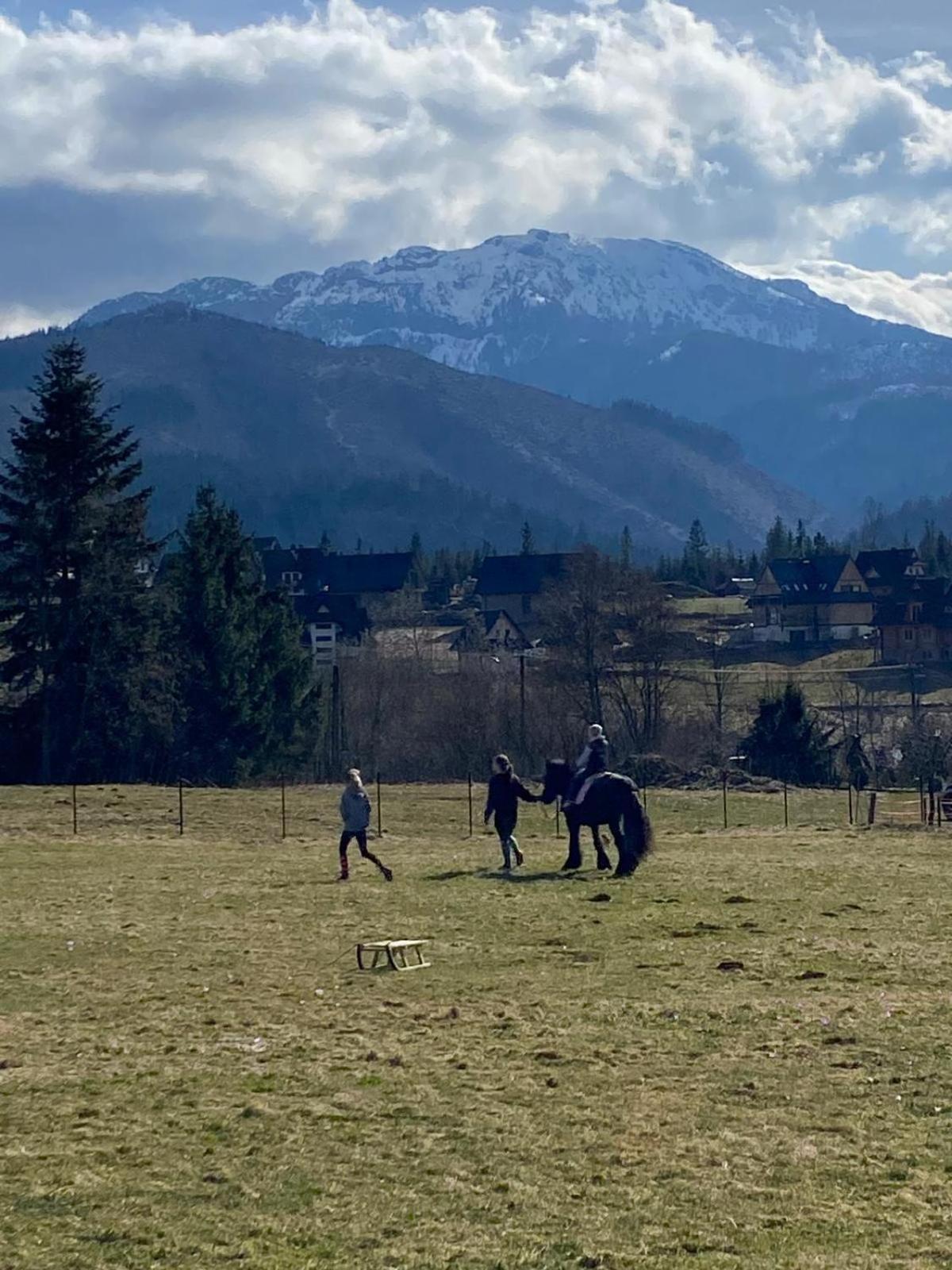 Malowany Domek W Gorach Ciche  Exteriér fotografie